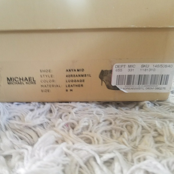 Michael kors heels - Picture 7 of 7